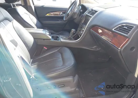 2013 Lincoln Mkx z USA, uszkodzony, nr VIN 2LMDJ6JK1DBL24323